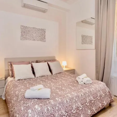 Lovely Nights - Luxury * Ρώμη