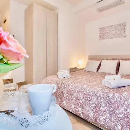 Lovely Nights - Luxury Guest house *